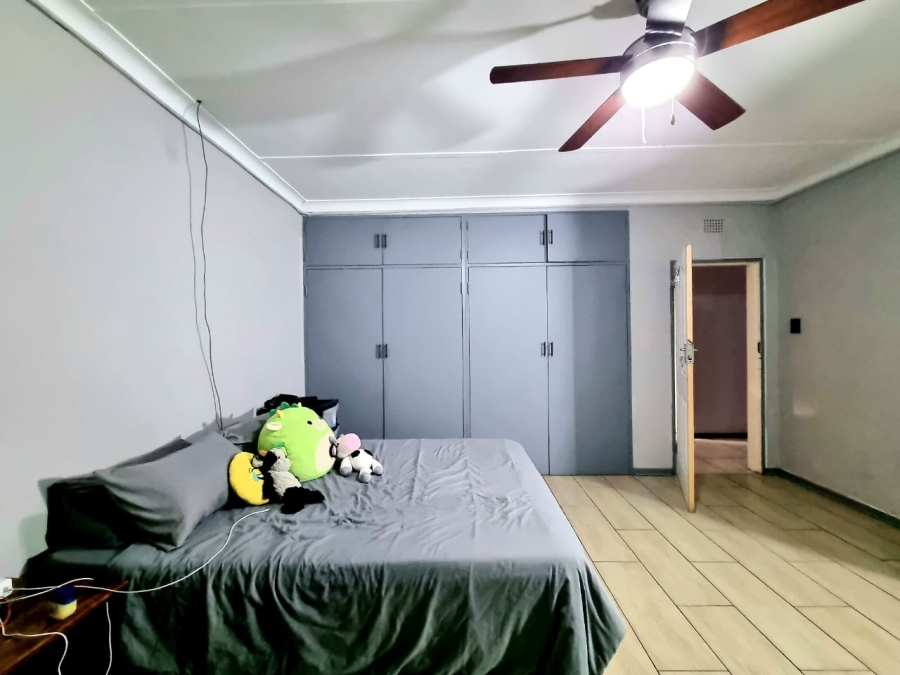 3 Bedroom Property for Sale in Rhodesdene Northern Cape